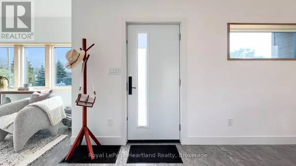 Ashfield-colborne-wawanosh (west Wawanosh), ON N0M1R0,89 ISOBEL STREET