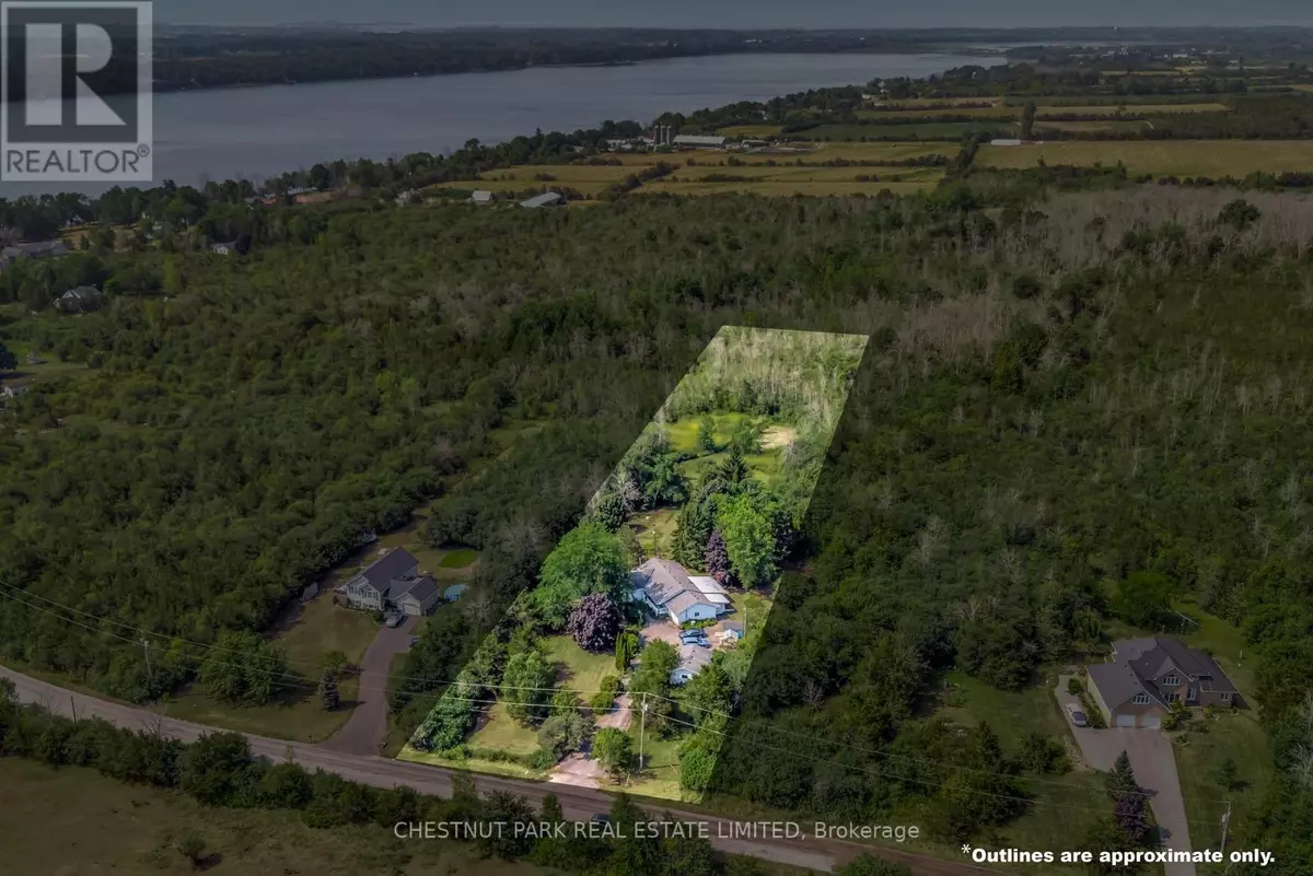 Prince Edward County (ameliasburg Ward), ON K0K1T0,207 CARNRIKE ROAD