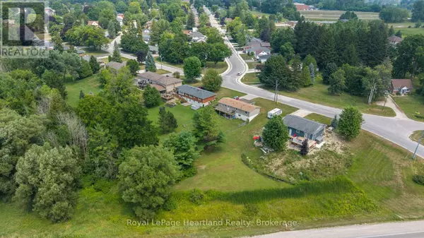 North Huron (wingham), ON N0G2W0,246 DIAGONAL ROAD
