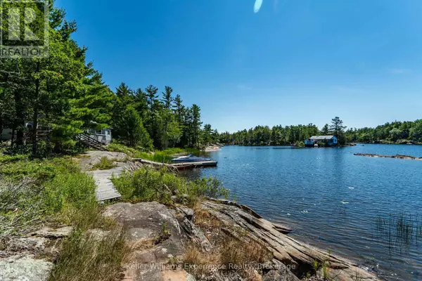 Georgian Bay (gibson), ON P0E1E0,8326 IS 2210 GEORGIAN BAY