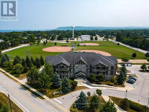 Blue Mountains, ON N0H2P0,27 Beaver ST South #101