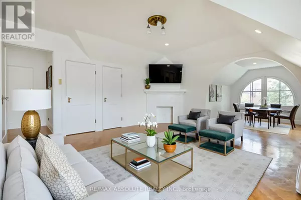 Ottawa, ON K1N6G5,258 Daly AVE #3