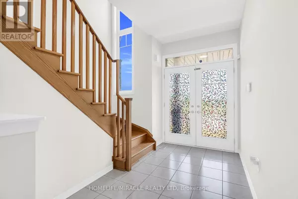 Hamilton (stoney Creek Mountain), ON L8J0M2,23 ROYAL COACHMAN WAY