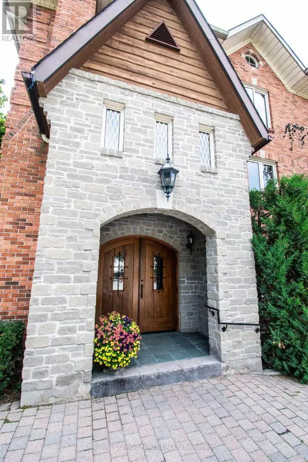 St. Catharines (port Dalhousie), ON L2N4T8,55 Main ST #302