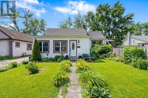 Fort Erie (crescent Park), ON L2A5C5,549 FERNDALE AVENUE