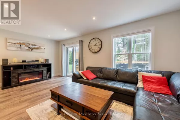 Bracebridge (macaulay), ON P1L0C8,31 NICOLE PARK COURT