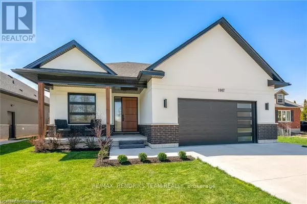 1007 CLARE AVENUE, Pelham (fonthill), ON L3C3C2