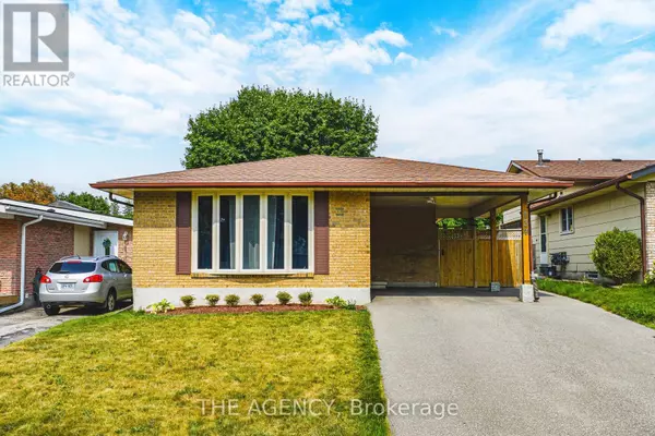 137 PEPPERWOOD CRESCENT, Kitchener, ON N2A2R4