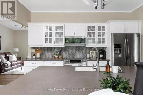 8 SHAW CRESCENT, Huntsville (chaffey), ON P1H1V8