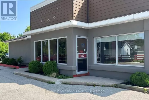 Gravenhurst (muskoka (s)), ON P1P1B7,350 WINEWOOD AVENUE E