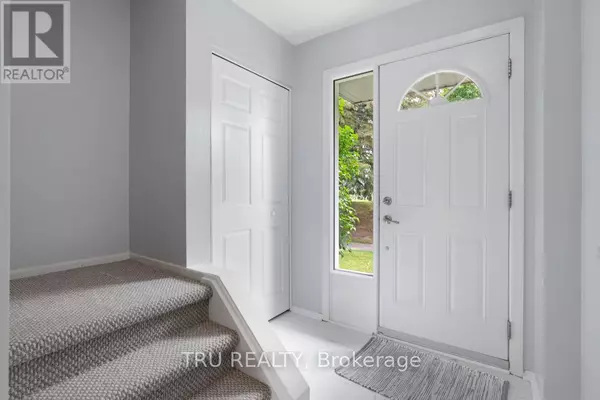 Ottawa, ON K2L2C5,227 PICKFORD DRIVE