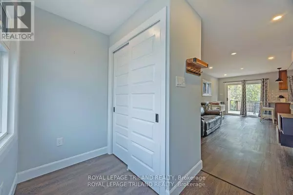 London East (east F), ON N6B2C7,587 ROSEDALE STREET