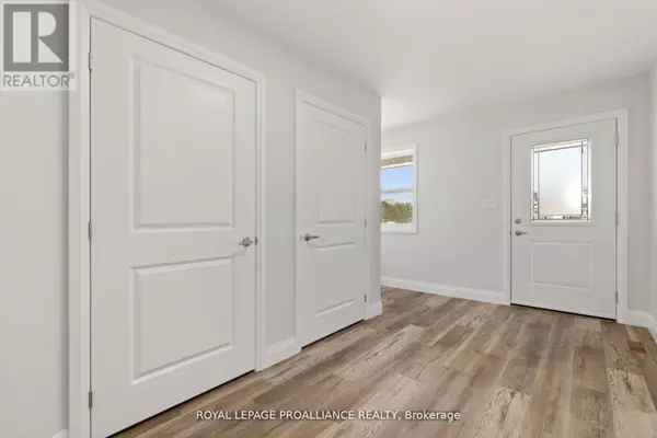 Brighton, ON K0K1H0,19 CLAYTON JOHN AVENUE