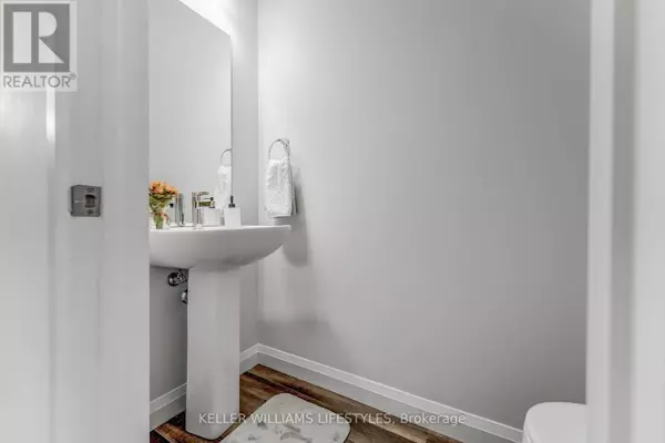 London North (north B), ON N5X3Z1,819 Kleinburg DR #22