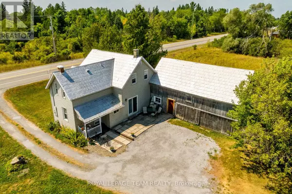 Ottawa, ON K0A1T0,2106 DUNROBIN ROAD