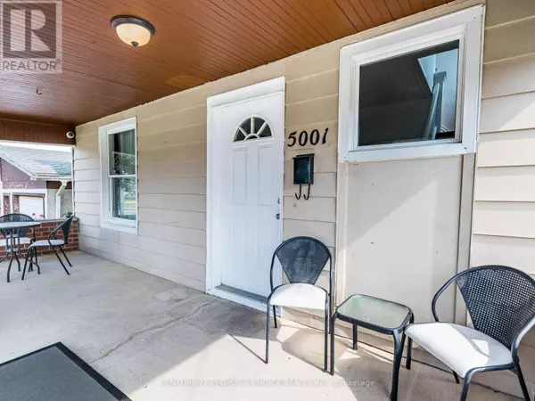 Niagara Falls (clifton Hill), ON L2G1A9,5001 KITCHENER STREET