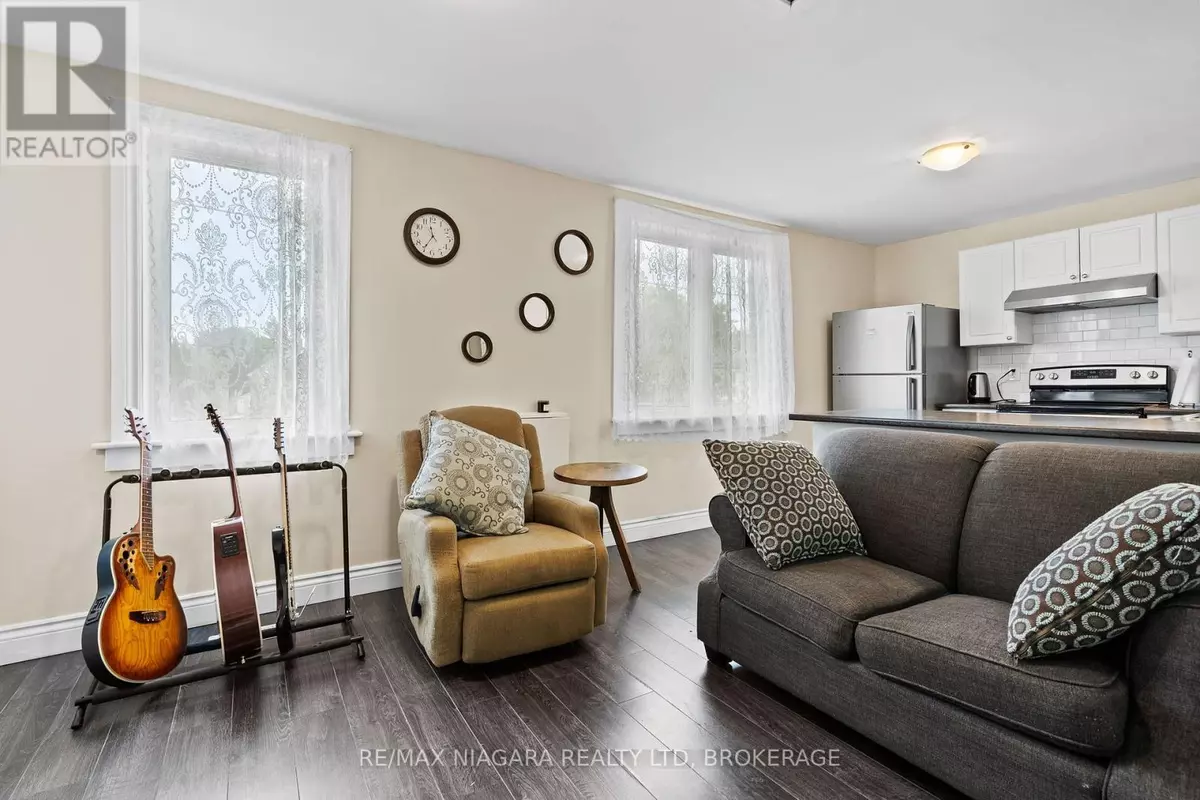 St. Catharines (downtown), ON L2R2E4,47 CHAPLIN AVENUE