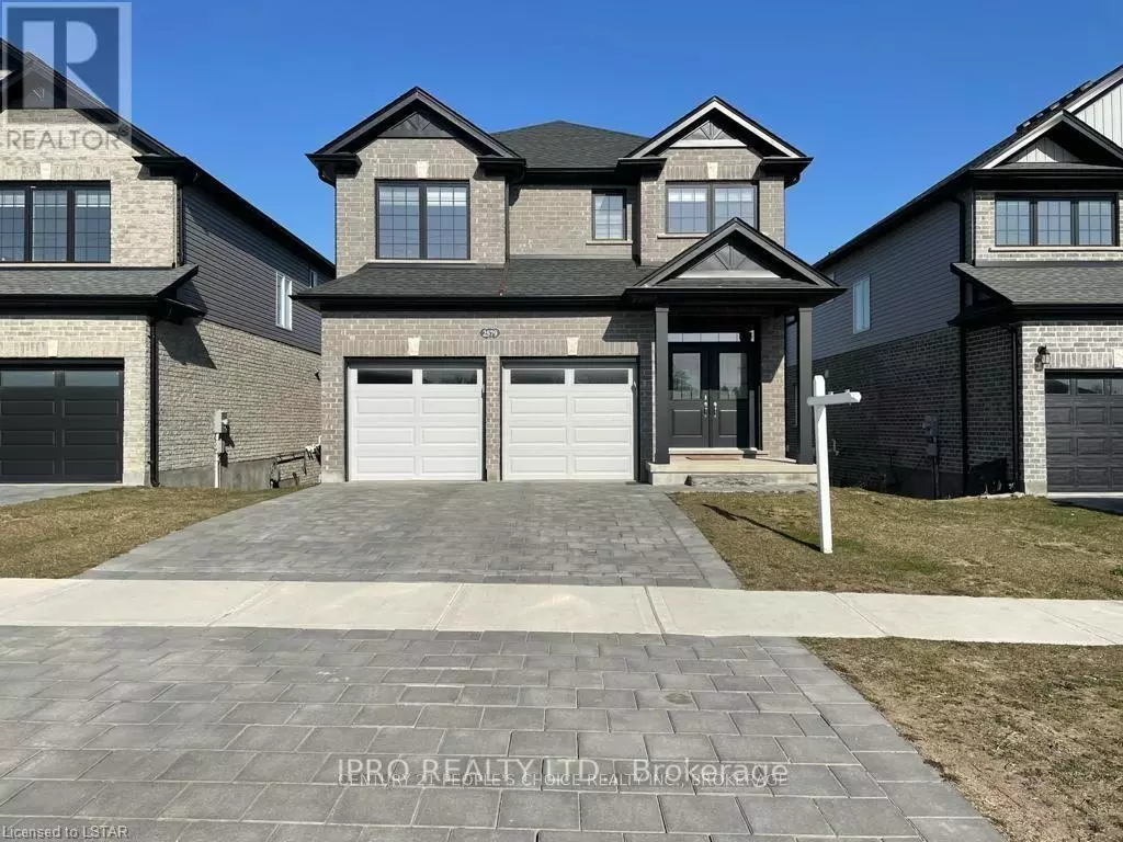 London South (south U), ON N6M0G4,2579 SHEFFIELD BOULEVARD