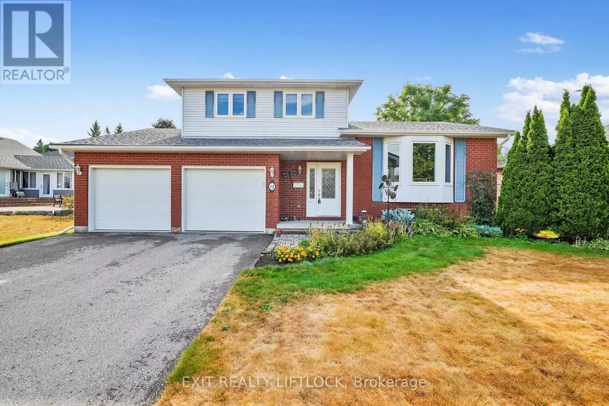 Smith-ennismore-lakefield (lakefield), ON K0L2H0,12 VICTORIA AVENUE