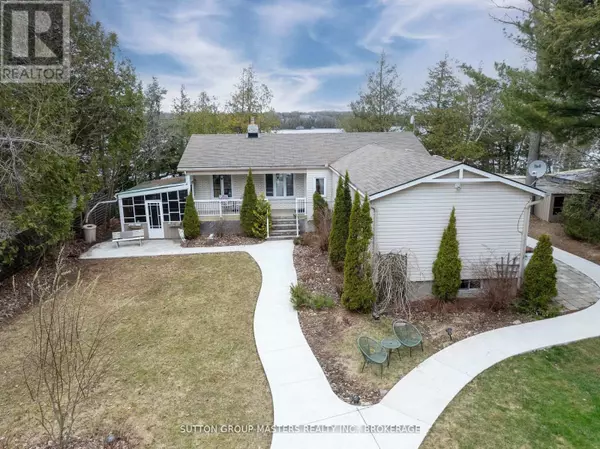 South Frontenac (frontenac South), ON K0H1X0,4496 RED MAPLE LANE