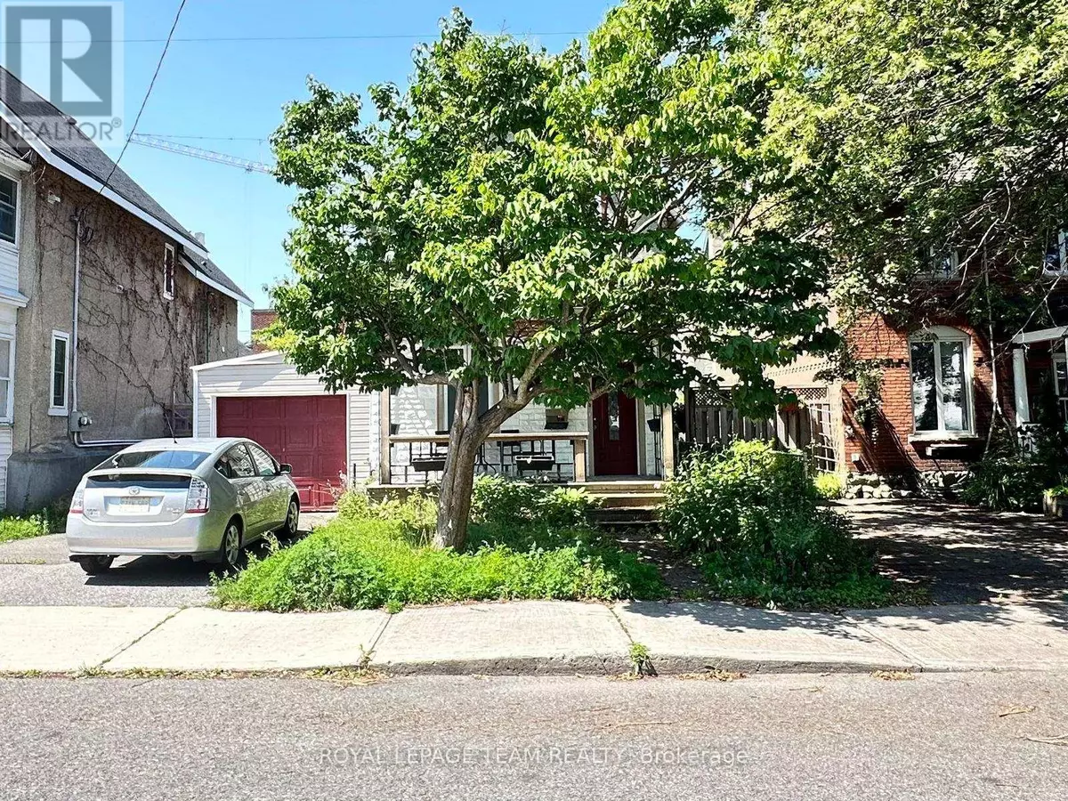 Ottawa, ON K1R7H8,182 Lebreton ST North #2