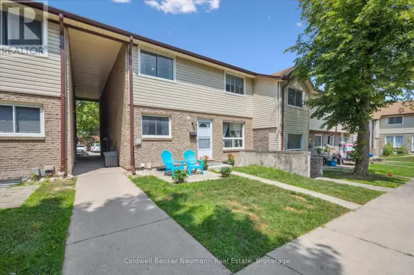 Waterloo, ON N2L5A7,453 Albert ST #14