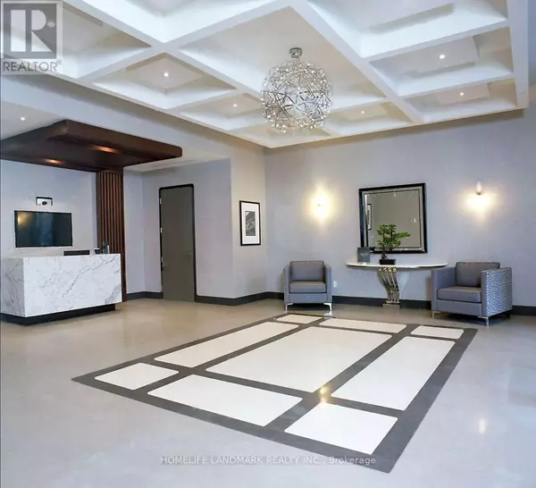 Hamilton (central), ON L8P1H8,150 Main ST West #707