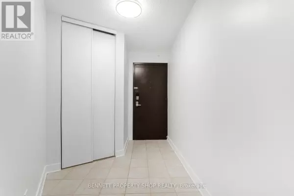 Ottawa, ON K2C3L6,900 Dynes RD #2209