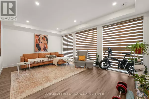 London East (east D), ON N5J0E3,95-234 EDGEVALLEY ROAD N