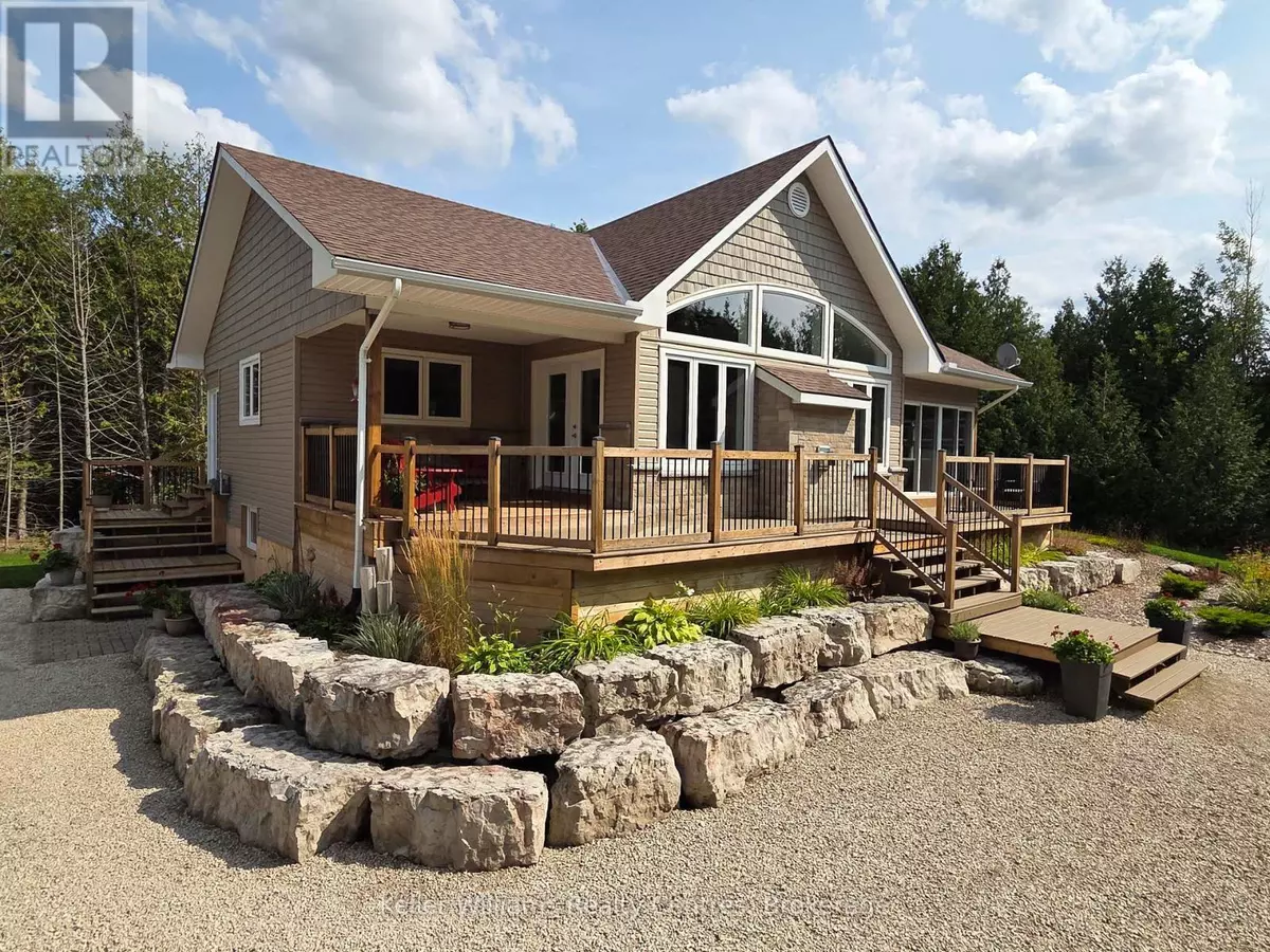 Georgian Bluffs, ON N0H2T0,502180 GREY ROAD 1