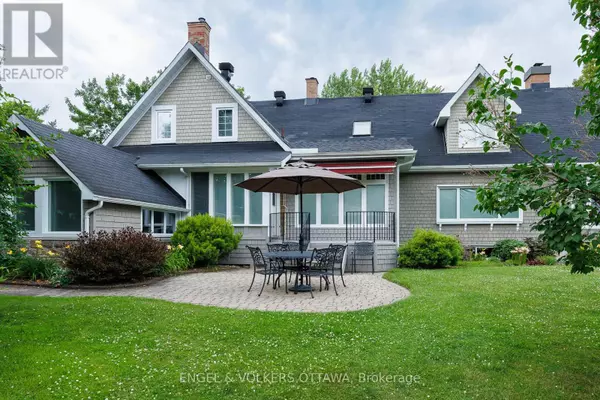 Mississippi Mills, ON K0A1A0,233 STRATHBURN STREET