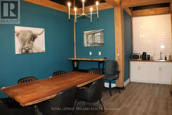 St. Thomas, ON N5P1C6,613 Talbot ST #102-103