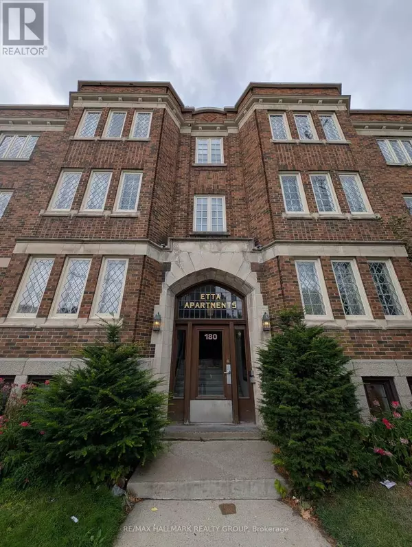 180 Augusta ST #1A, Ottawa, ON K1N8C1