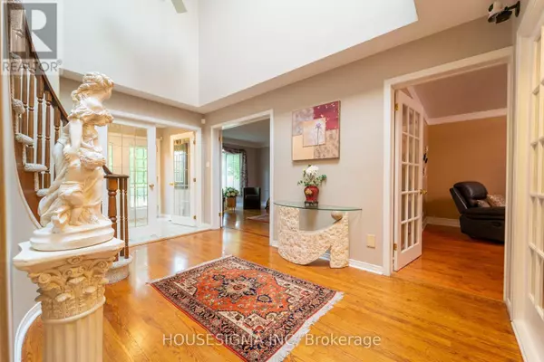 Ottawa, ON K4A2A4,566 FALWYN CRESCENT