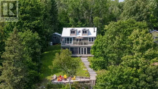 Whitestone (hagerman), ON P0G1G0,16 GOLDEN HORSESHOE LANE