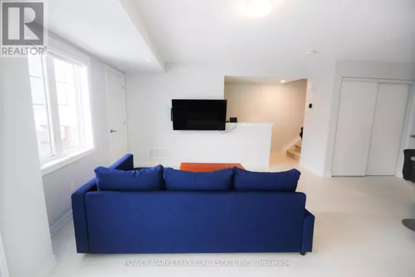 Ottawa, ON K2J7B4,43 ZOISITE PRIVATE