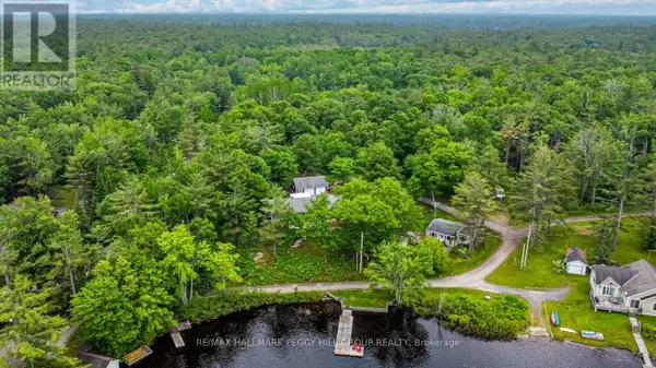 Gravenhurst (wood (gravenhurst)), ON P0E1G0,1008 COVE ROAD