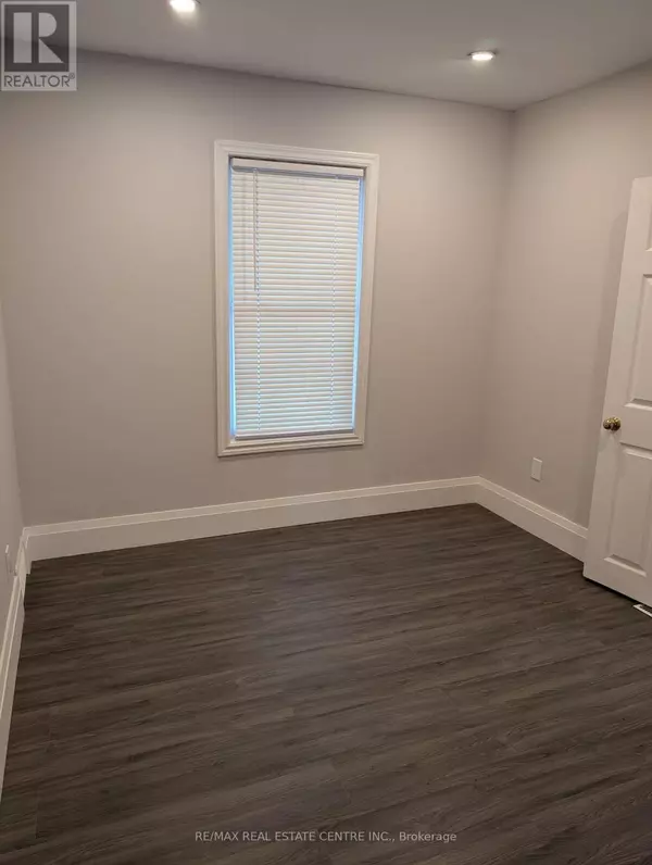 Niagara Falls (clifton Hill), ON L2G1B1,5145 KITCHENER STREET