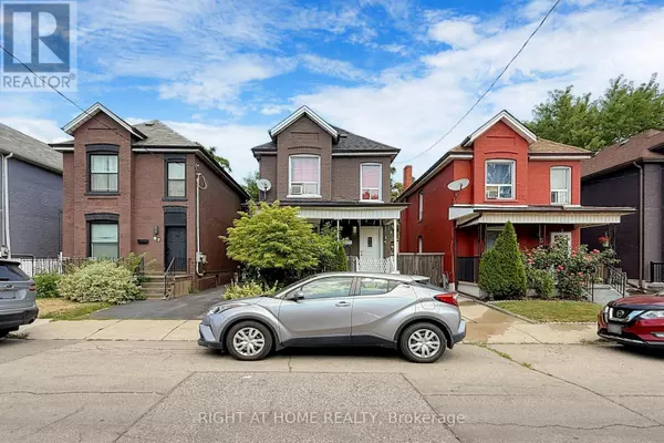 89 KEITH STREET, Hamilton (landsdale), ON L8L3S5