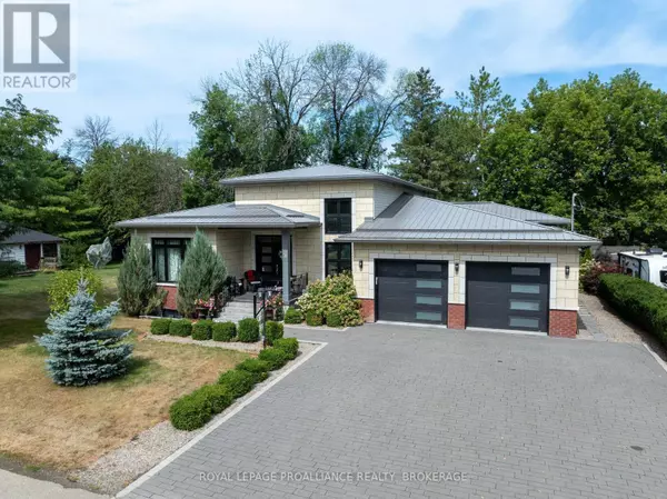 28 GEORGE STREET, Westport, ON K0G1X0