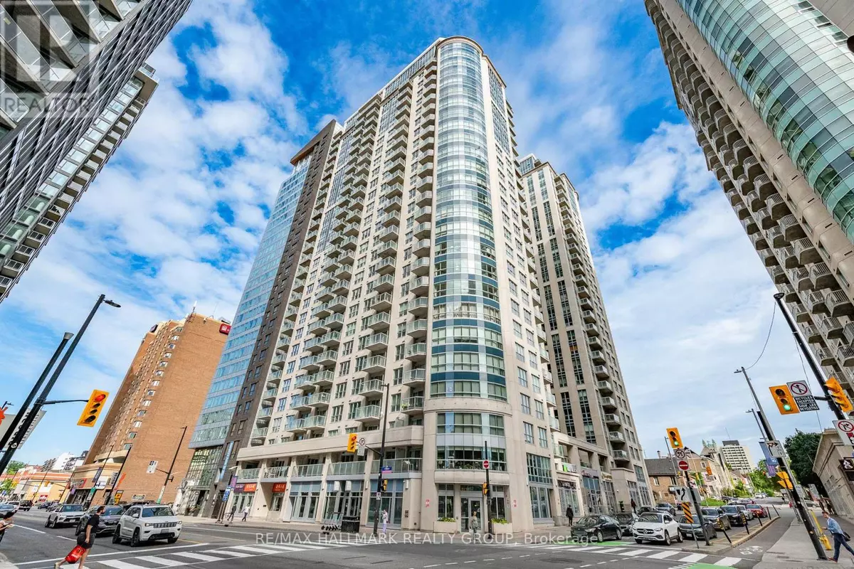 Ottawa, ON K1N0B7,242 Rideau ST #PH1-2702