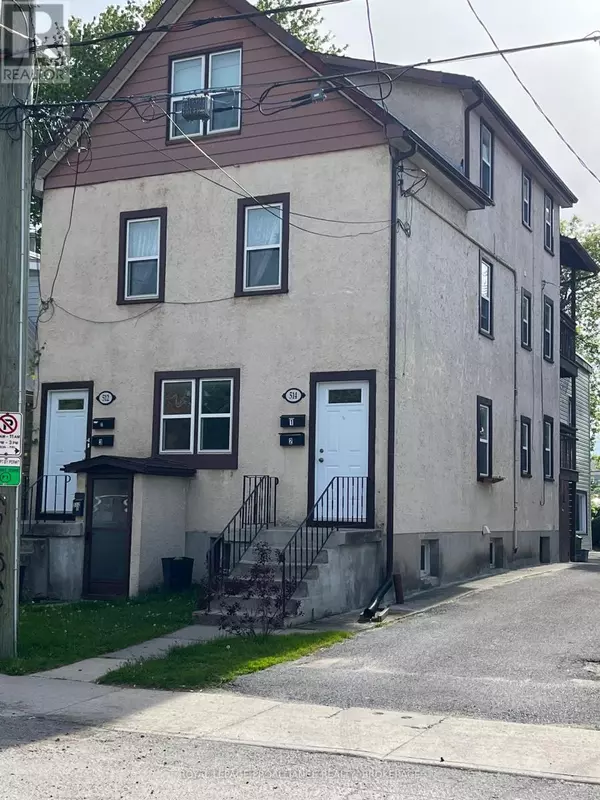 Kingston (east Of Sir John A. Blvd), ON K7K4W7,512-514 MACDONNELL STREET