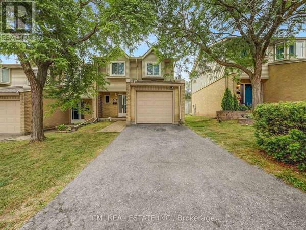 Kitchener, ON N2M5L2,29 Paulander DR #24