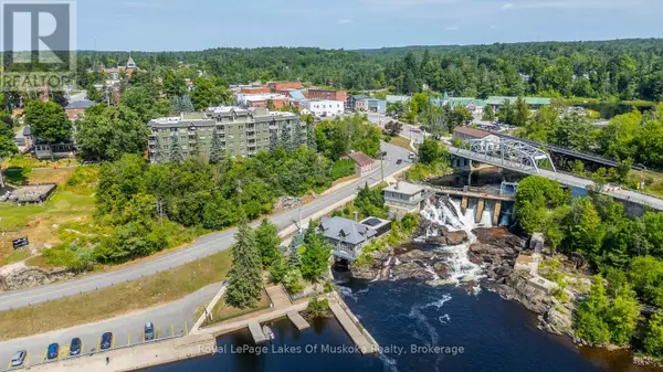Bracebridge (macaulay), ON P1L2H5,24 Ontario ST #308