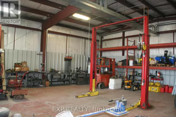 Russell, ON K4R0J1,183 HAMILTON ROAD