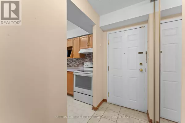 Kingston (east Gardiners Rd), ON K7M8L5,675 Davis DR #311