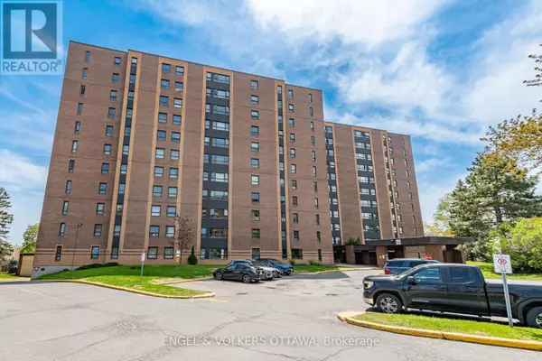 Ottawa, ON K2E6K6,1356 Meadowlands DR East #8