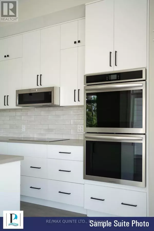 Prince Edward County (picton Ward), ON K0K2T0,12 Clara DR #401