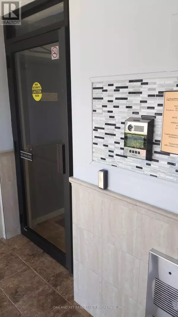 London South (south E), ON N6J4W7,75 Huxley ST #703