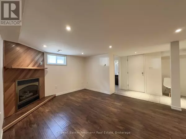 Guelph (st. George's), ON N1E2A4,17 Ottawa CRES #lower